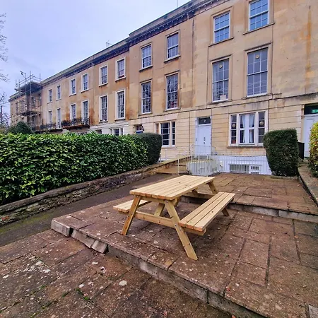 Apartamento Clifton Nr Centre, Parking X 1, Garden Picnic Area *