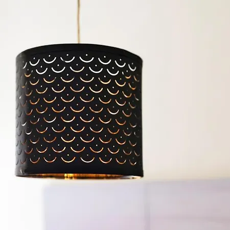 Clifton Nr Centre, Parking X 1, Garden Picnic Area *