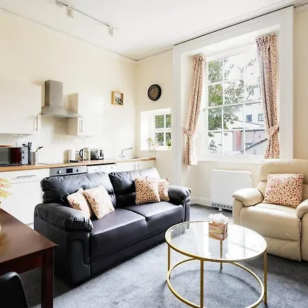 Apartamento Clifton Nr Centre, Parking X 1, Garden Picnic Area *