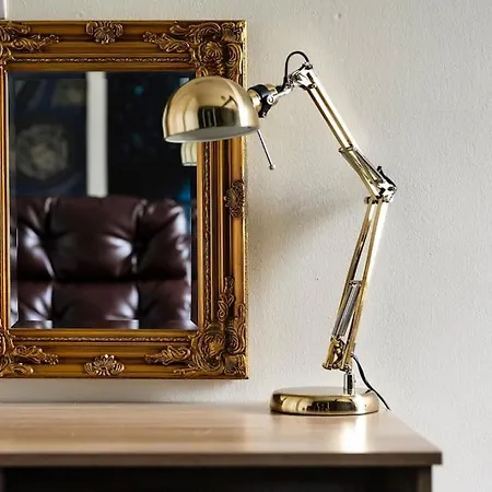 Clifton Nr Centre, Parking X 1, Garden Picnic Area Bristol