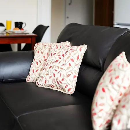 Clifton Nr Centre, Parking X 1, Garden Picnic Area דירה